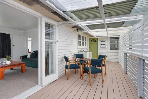 Homey Hideaway 3 BR w Parking , Wi-fi and Netflix - Auckland