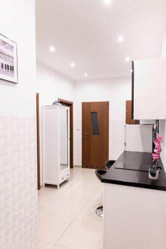 ClickTheFlat Royal Route Warecka Apart Rooms, Warszawa (zdjęcie 8)