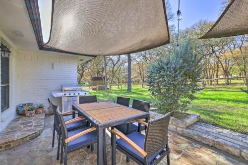 Gorgeous San Marco Home with Patio and Gas Grill!
