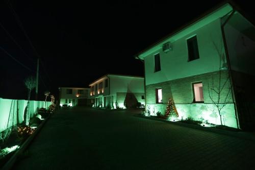 Royal Green Hotel