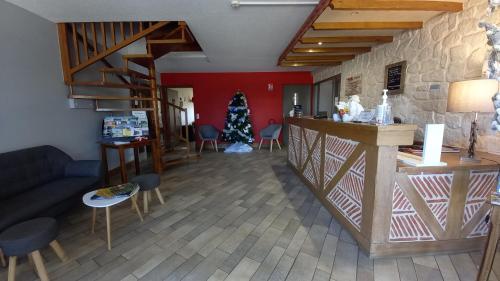 Etesia – Feurs, KY