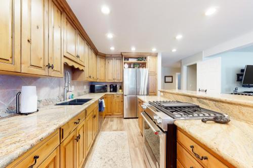 Rocky Mountain Retreat in Avon, USA