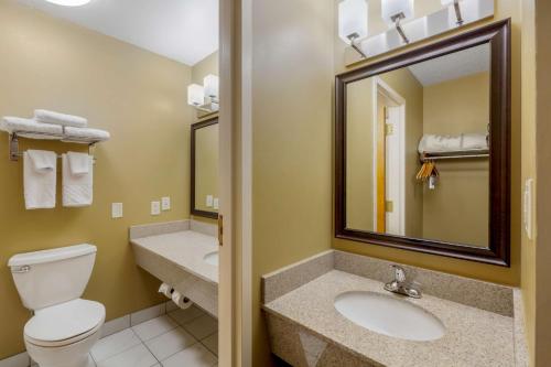 Best Western Falcon Plaza - image 13