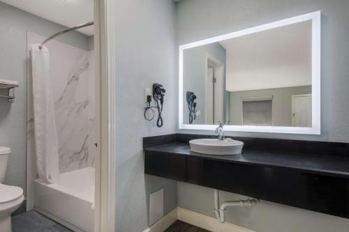 Americas Best Value Inn Riverwalk Downtown Market – San Antonio, TX