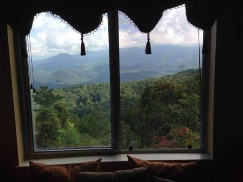 Our Place in the Smokies - Apartment - Gatlinburg