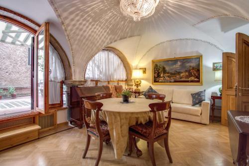 Navona Gallery Suites, Рим (фото 3)