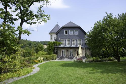 Hofgut Georgenthal - image 4