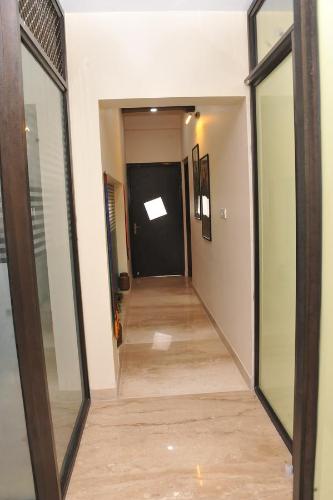 vhod, Shardas Homestay in Muslim Mochi Mohalla