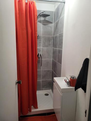 Bathroom, Le 9eme etage du bonheur in Baimbridge