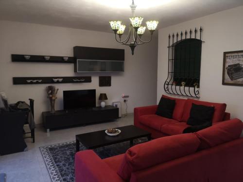 Παροχές, Village Corner 3 bedroom apartment with Garage in Μάρσασκαλα