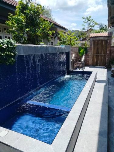 Rumah Tamu Firdaus - Marang