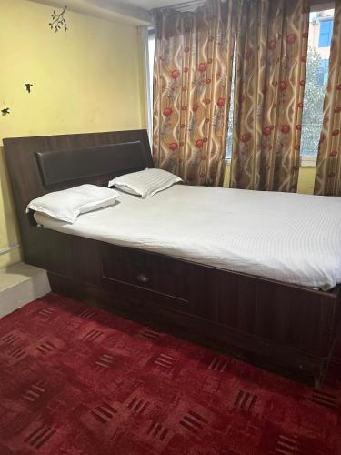 Double or Twin Room with Balcony image 1
