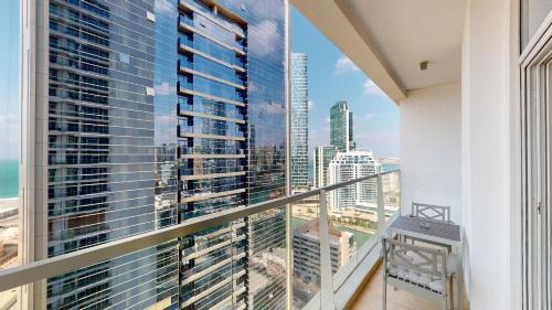 Stylish Apartment Balcony and Sea Views, Dubái (foto 4)