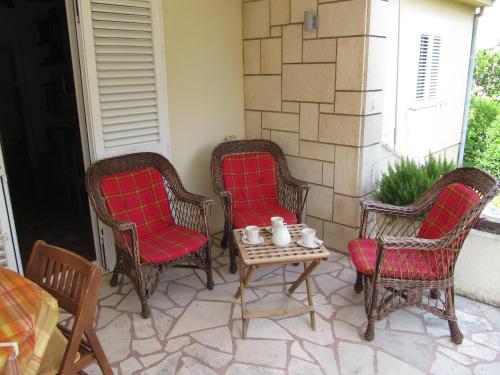 Erkély/terasz, Beach House Nono in Orebic