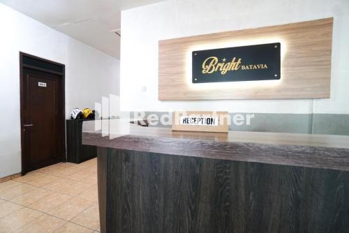 Bright Residence near ITC Mangga Dua Mitra RedDoorz
