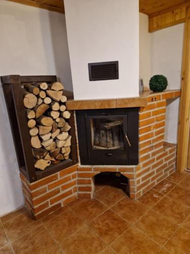 Chata Tokarka - Richňavské jazerá (Chata Tokarka - Richnavske jazera) in Štiavnické Bane