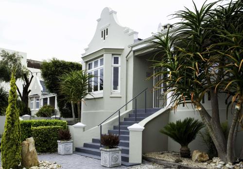 Conifer Beach House