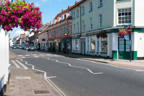 Meddlars a historic cottage on the countryside edge of a vibrant Market Town