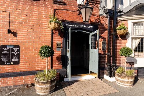 Innkeeper's Lodge Hornchurch - image 6
