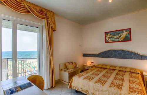 Hotel Elpiro - zdjęcie 2