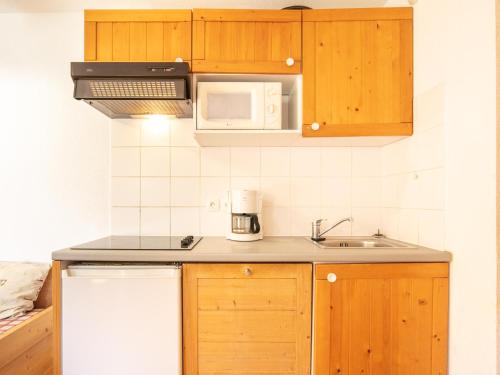 2 bedrooms, 5 beds