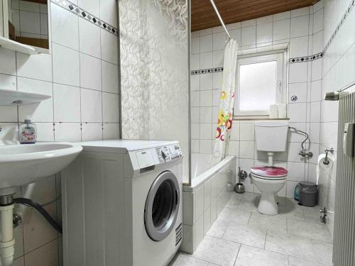 SAD190 - Zentrale Moderne Monteurwohnungen, Schwandorf in Bayern (fotografie 4)