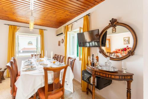 บริการและสิ่งอำนวยความสะดวก, Villa Constantinos in อาเกียมารีนาไครโซคูส