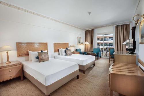 Steigenberger Nile Palace Room Type - Classic Room Patio View King Bed