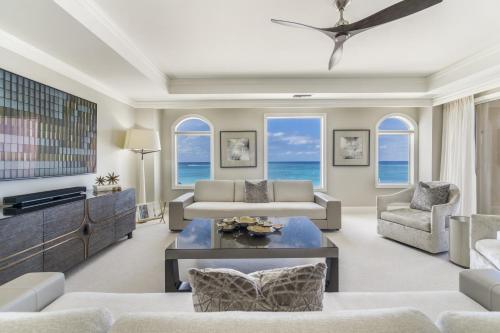 Luxurious Condo with Private Ocean Views Directly on Seven Mile Beach condo
