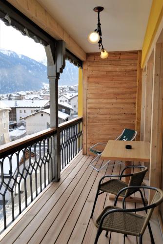 2 bedrooms, 3 beds