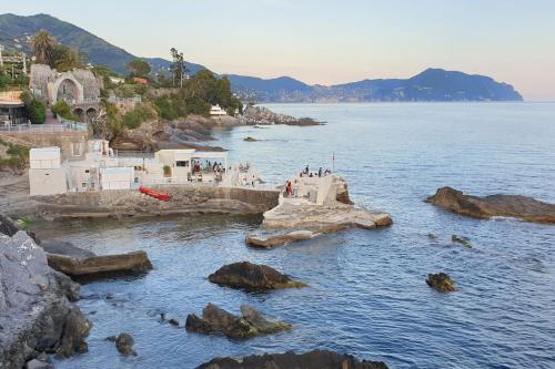 Eleganza in centro a Nervi, a 2 passi dal mare., Genua (zdjęcie 3)