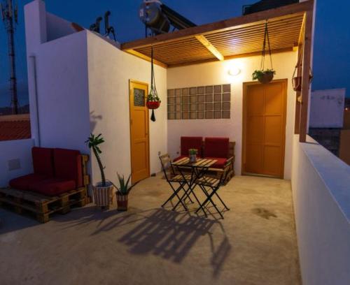 Erkély/terasz, Amwilla Guesthouse Quarto WC privativo Elsa in Mindelo városközpont