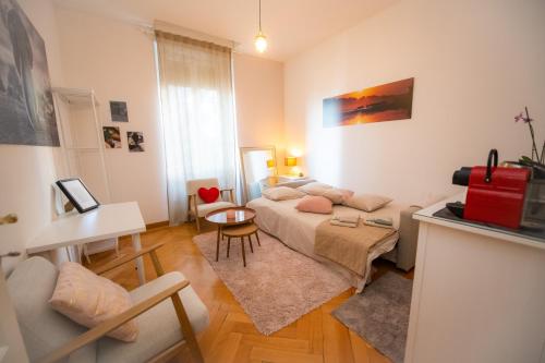 Room Eight - Your Space in the City in Lugano