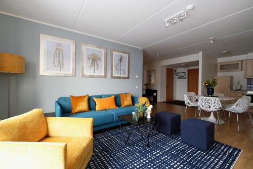 Two-Bedroom Apartment room in Tallinn City Apartments Roosikrantsi