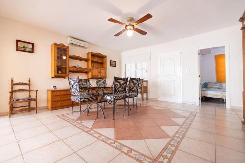 Nice 3 Bedroom Villa in El Duque - Tap to explore photos
