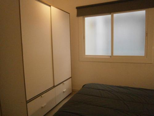 Superior One-Bedroom Apartment image 3