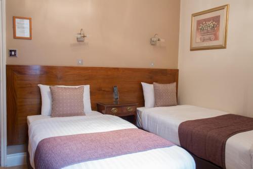 Garden View Hotel - image 6