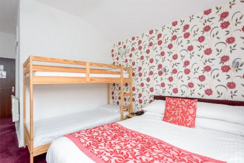 Somerset Hotel - main image