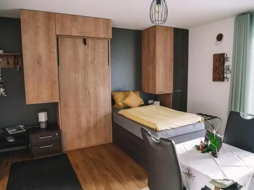 Willy´s Ferienzimmer im Tabakdorf Hatzenbühl in Hatzenbühl, Deutschland