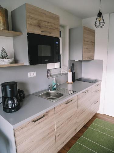 Kitchen, Willy´s Ferienzimmer im Tabakdorf Hatzenbuhl in Jockgrim