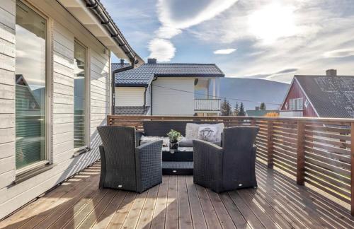 Polar Arctic Luxury House - Free parking - Accommodation - Tromsø