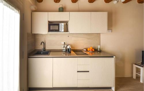  Pet Friendly Apartment In Longare in Longare