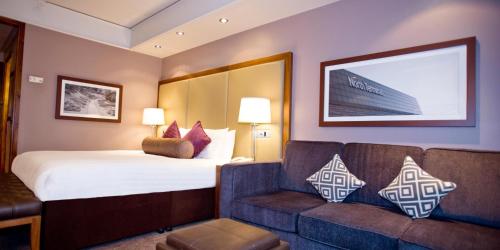 Sandman Signature London Gatwick Hotel