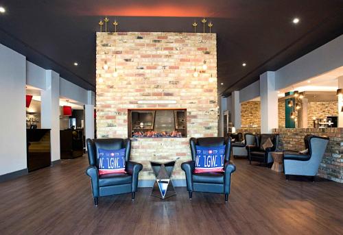 Sandman Signature London Gatwick Hotel