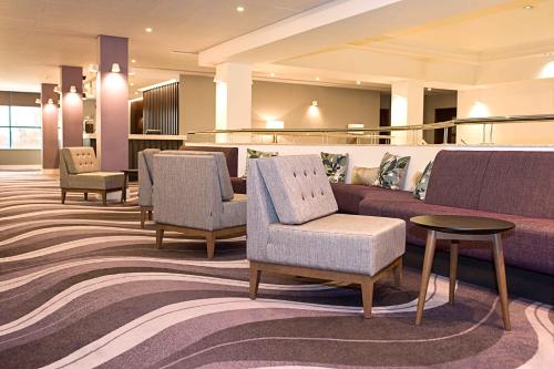 Sandman Signature London Gatwick Hotel