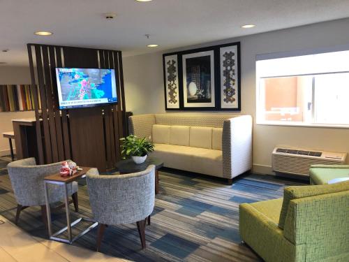 Holiday Inn Express Mt. Vernon, an IHG Hotel in Mount Vernon, USA
