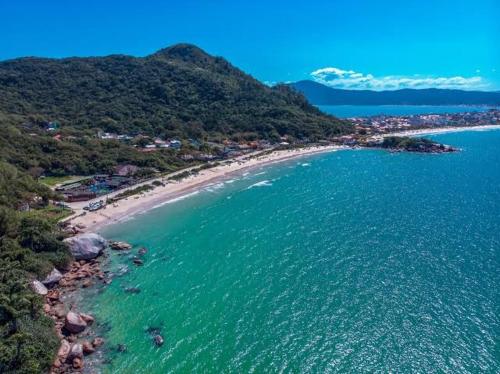 Casa Beira Mar Mariscal Terreo in Praia da Tainha