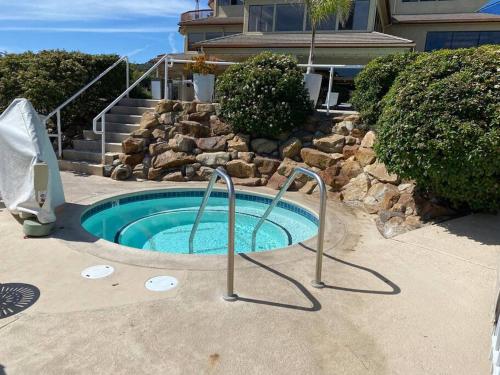 Beautiful Ocean Views - SEASCAPE - Hot Tubs - Heated Pools - Cozy Fireplace