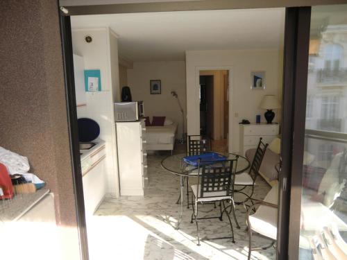 Appartement Cannes 1 pièce 4 personnes - FR-1-470-23 - image 14