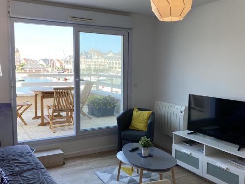 Bel Appartement Duplex 4 pièces avec Vue sur Port et Terrasse - FR-1-487-314 - Location saisonnière - Dives-sur-Mer